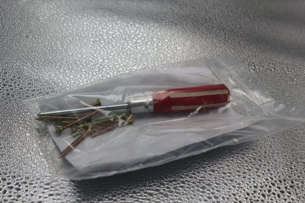 Photo of Palm Indu5try Included Hardware