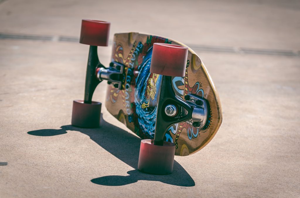 loingboard wheels and trucks